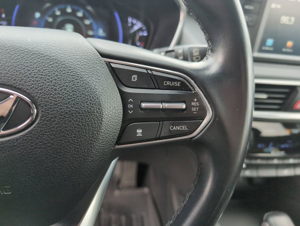 Used 2019 Hyundai Santa Fe Limited image 18