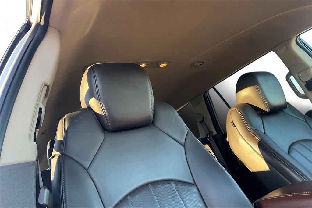 Used 2014 Buick Enclave Leather image 28