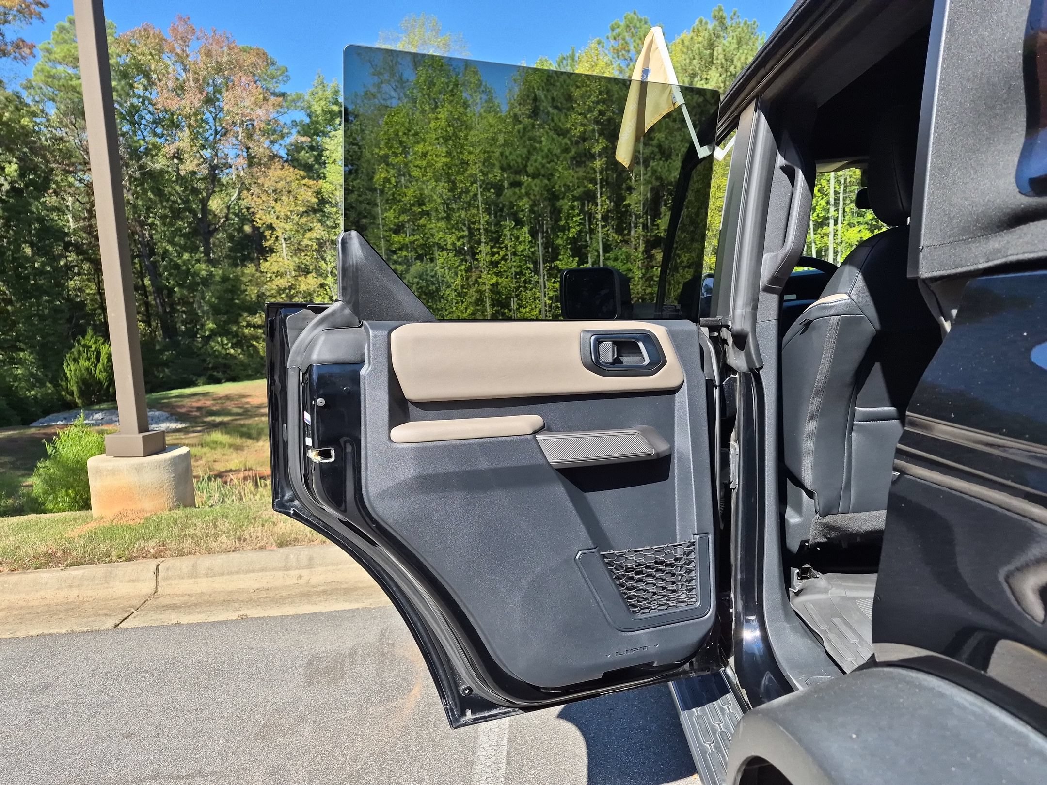 Certified 2022 Ford Bronco Wildtrak AWD/4WD image 35
