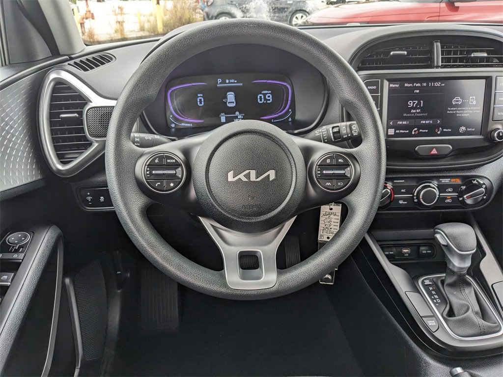 Certified 2025 Kia Soul LX image 16