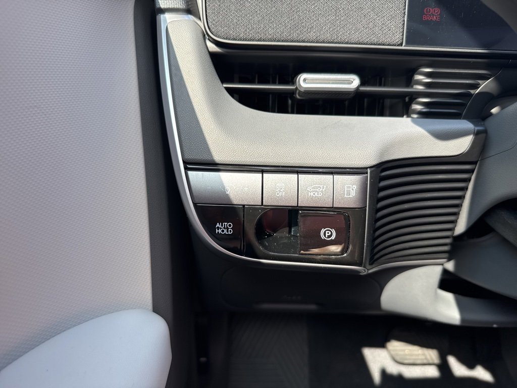 New 2025 Hyundai Ioniq 5 SEL image 34