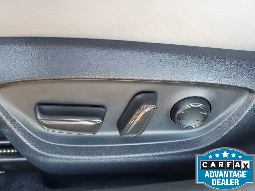 Used 2024 Toyota Camry XLE image 30