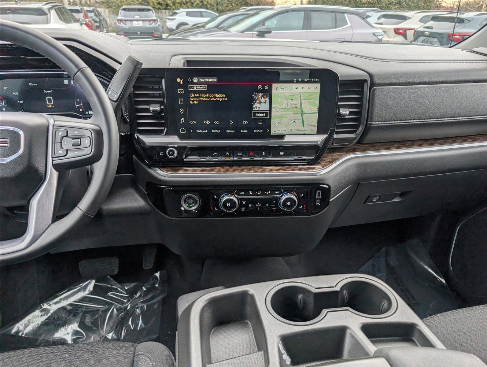 Used 2023 GMC Sierra 1500 Elevation image 18