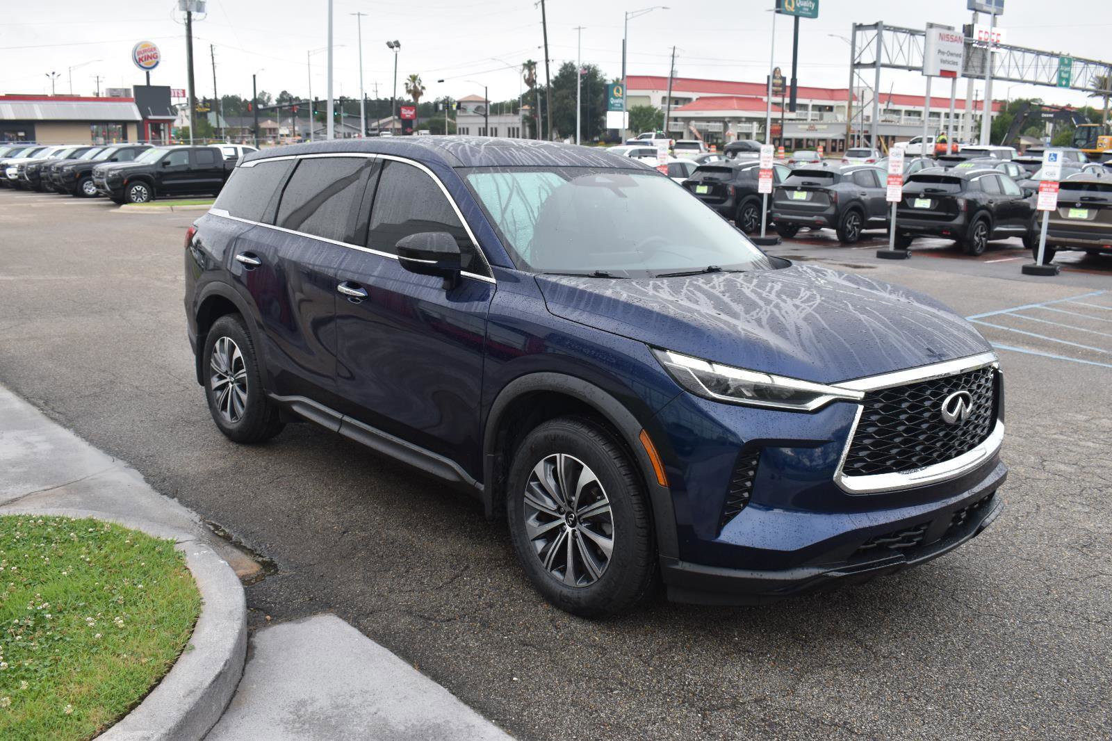 Used 2023 INFINITI QX60 Pure FWD image 16