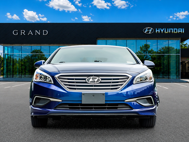 Used 2017 Hyundai Sonata SE FWD image 9