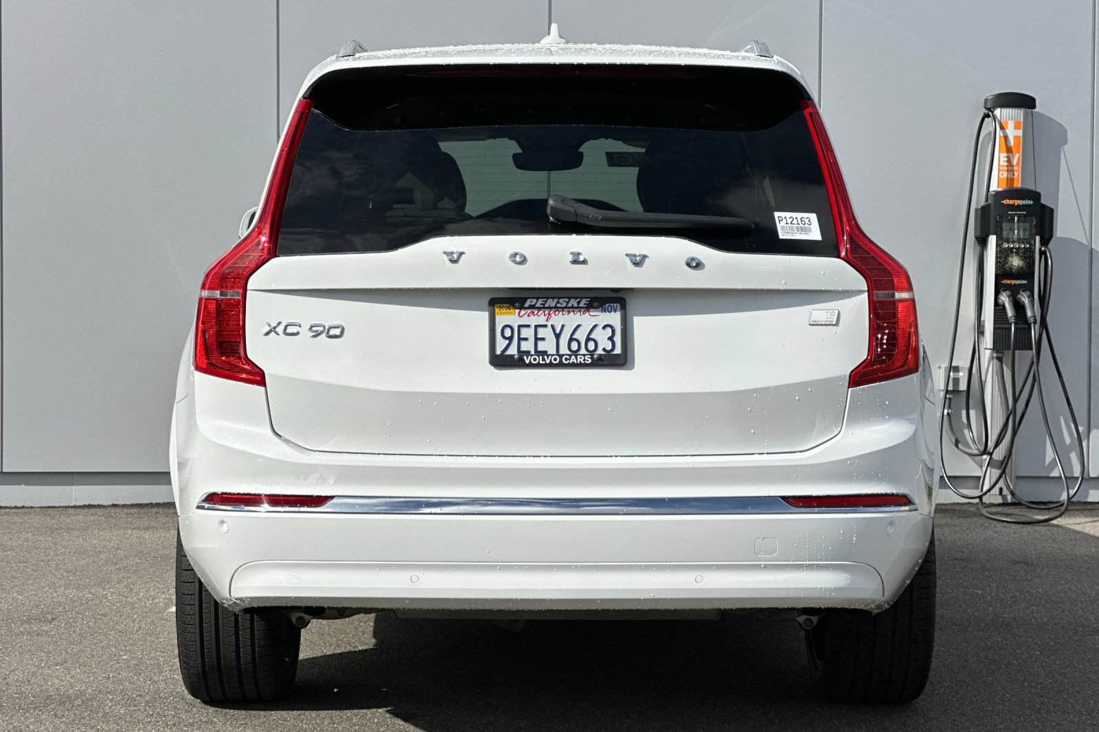 Used 2023 Volvo XC90 T8 Ultimate image 4