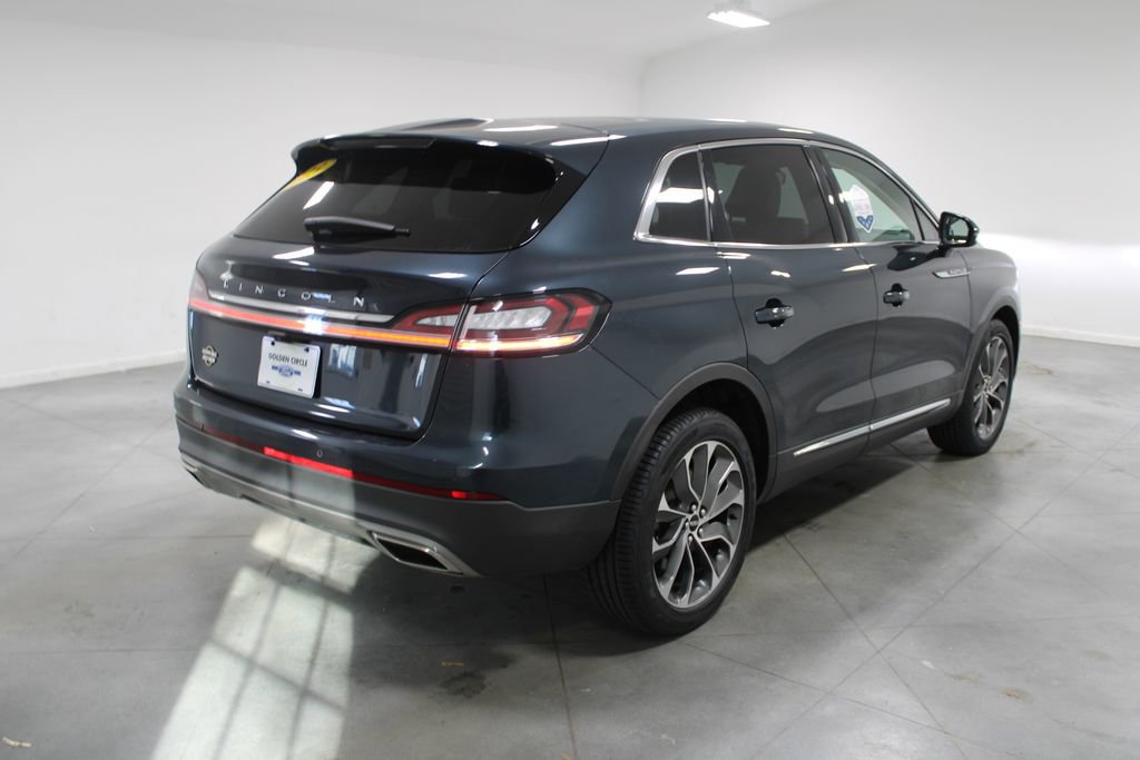 Used 2023 Lincoln Nautilus Reserve image 9