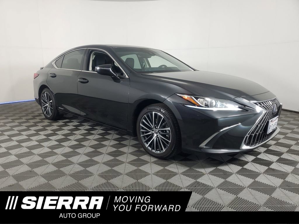 Used 2022 Lexus ES 300h w/ Premium Package