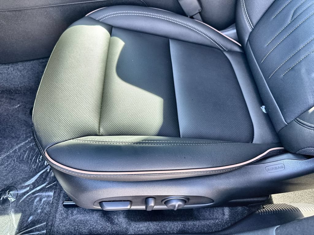 New 2026 Buick Envista Sport Touring FWD image 25