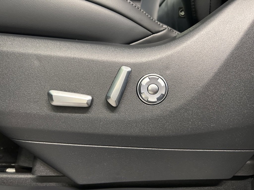 New 2026 Lincoln Navigator L Reserve image 36