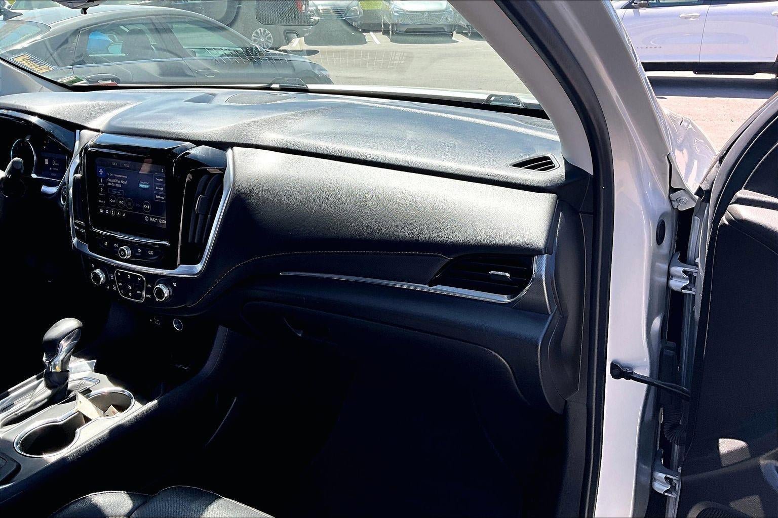 Used 2021 Chevrolet Traverse Premier AWD/4WD image 13