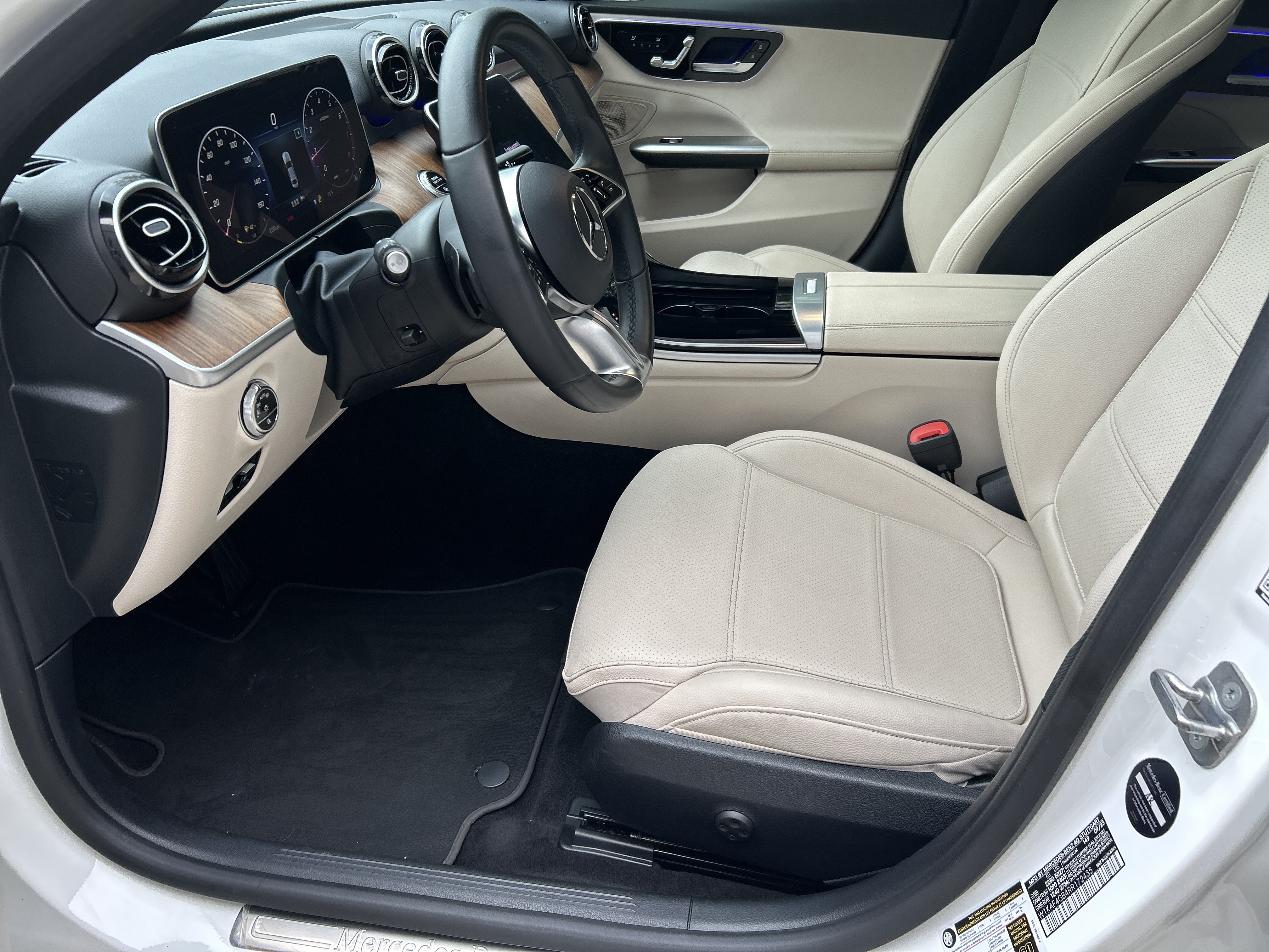 Certified 2024 Mercedes-Benz C 300 Sedan image 22