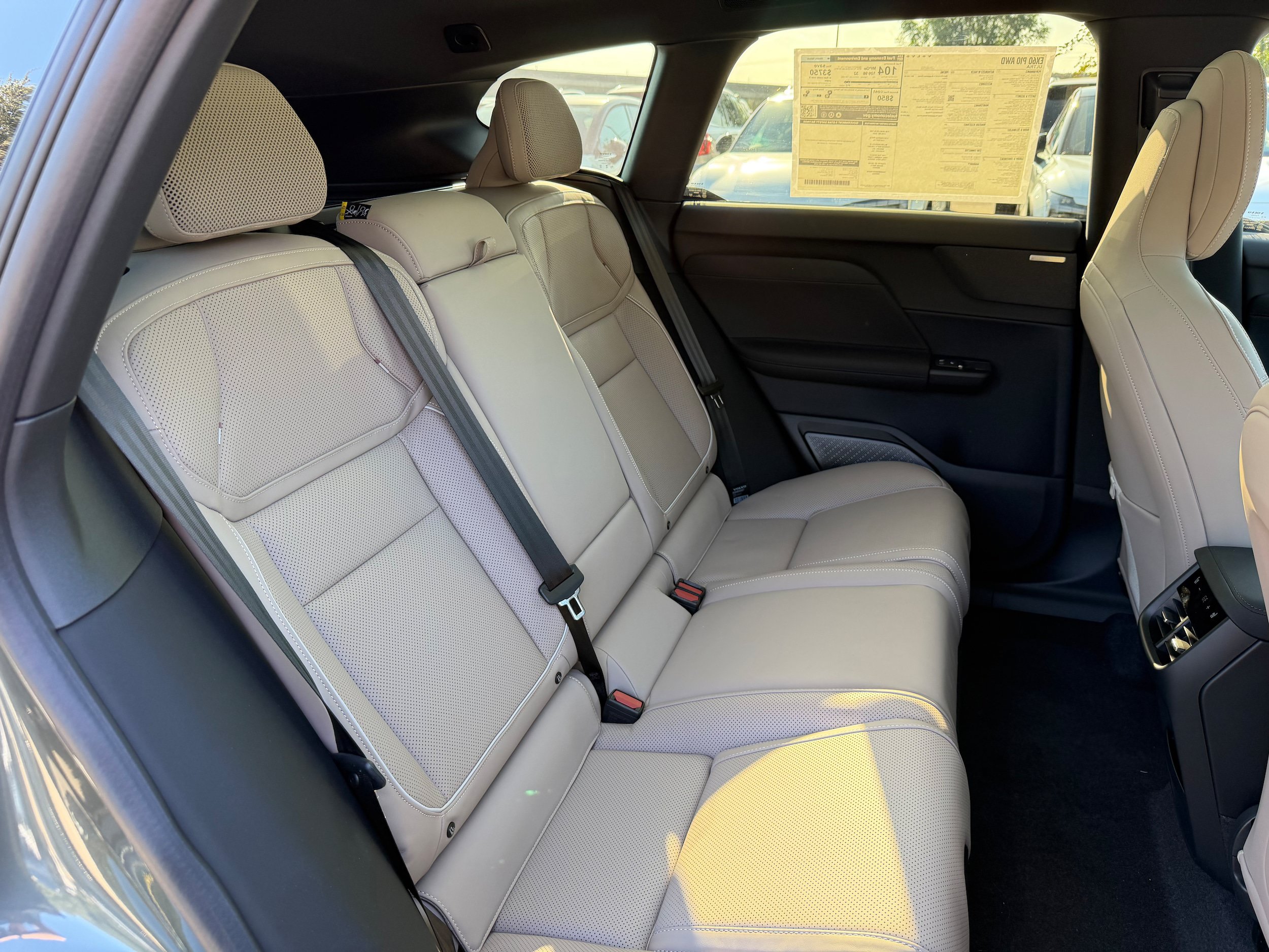 New 2027 Volvo EX60 Ultra AWD/4WD image 14