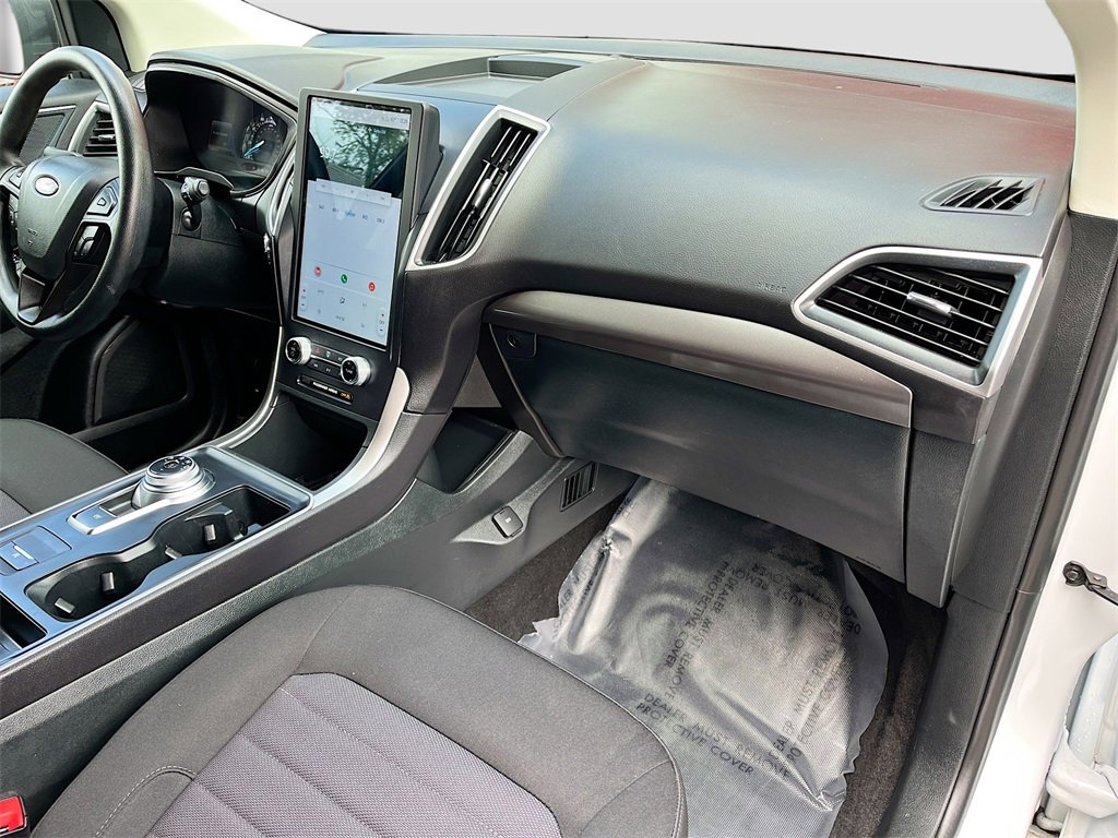 Used 2024 Ford Edge SE image 26