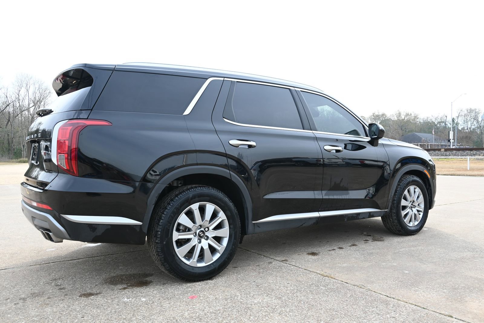 Used 2024 Hyundai Palisade SEL image 3