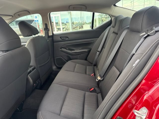 Used 2023 Nissan Altima 2.5 SV FWD image 8