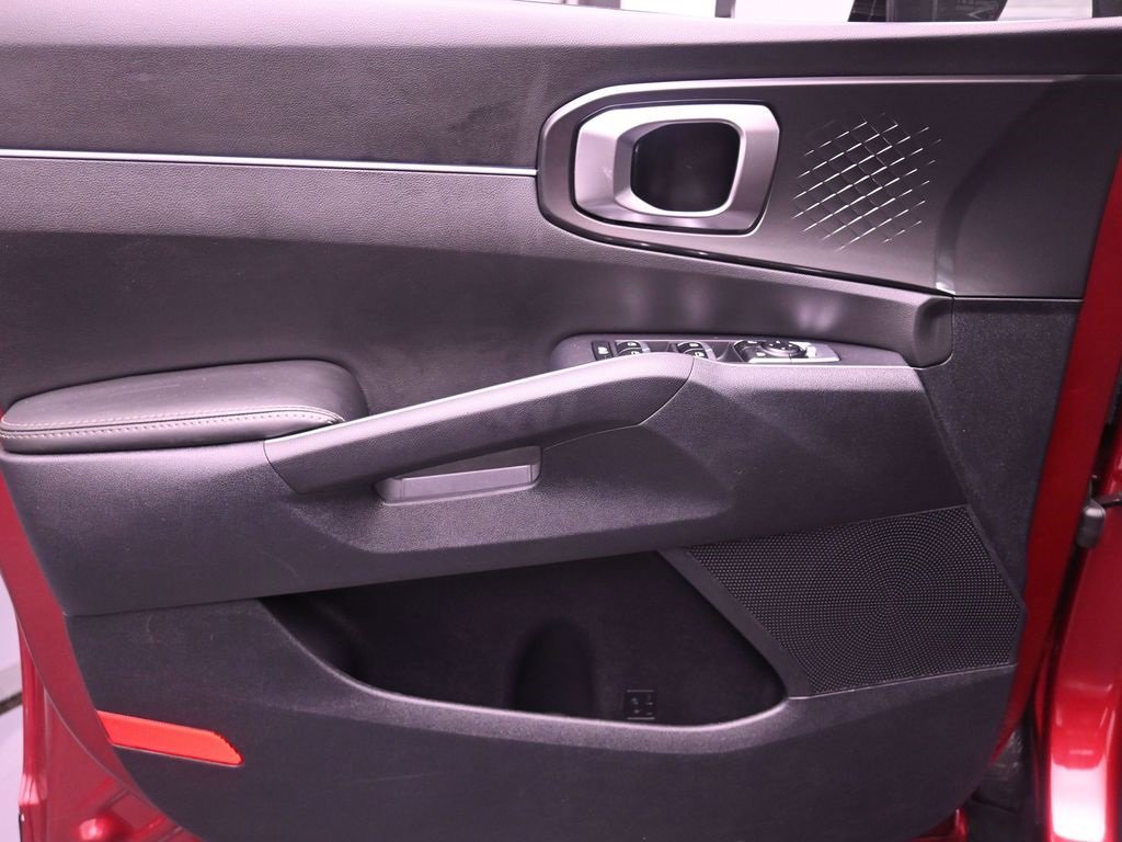 Used 2023 Kia Sorento S w/ Panoramic Sunroof Package image 20