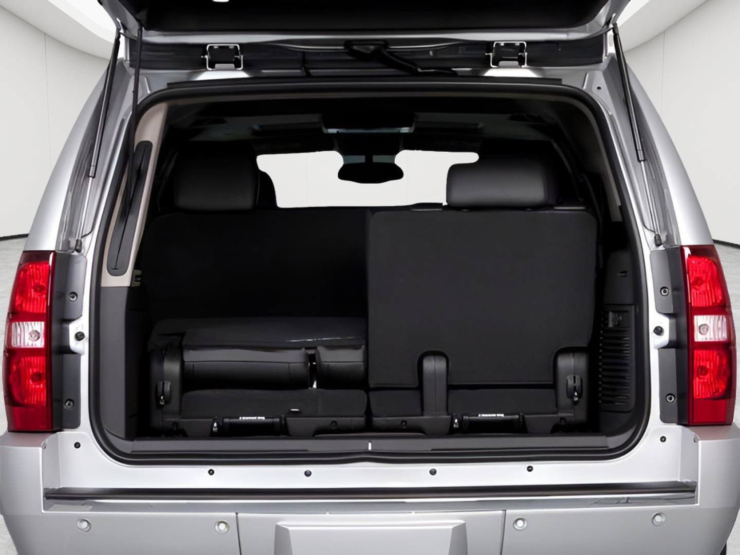 Used 2011 Chevrolet Tahoe LT w/ Luxury Package AWD/4WD image 49