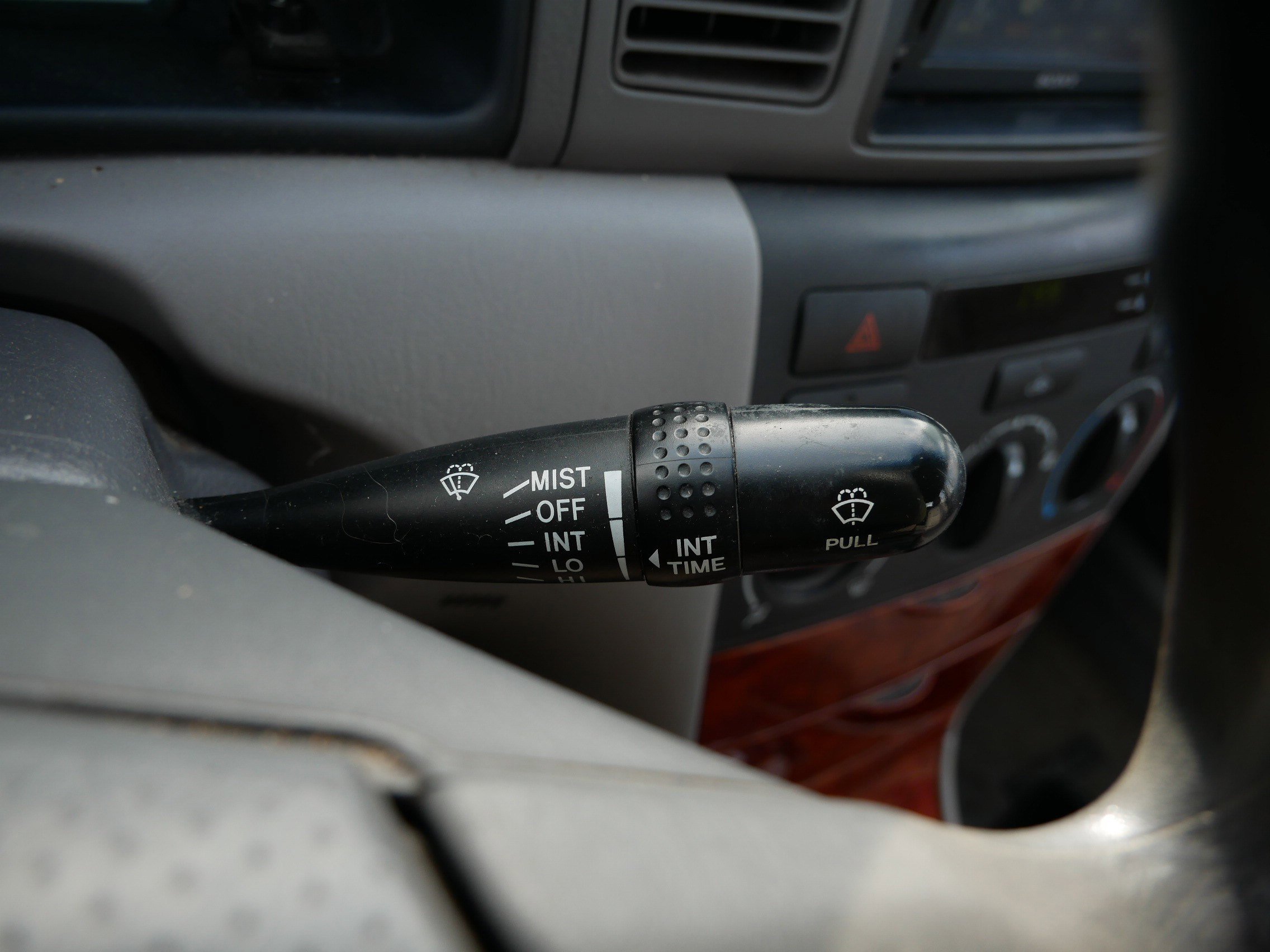 Used 2003 Toyota Corolla CE image 28