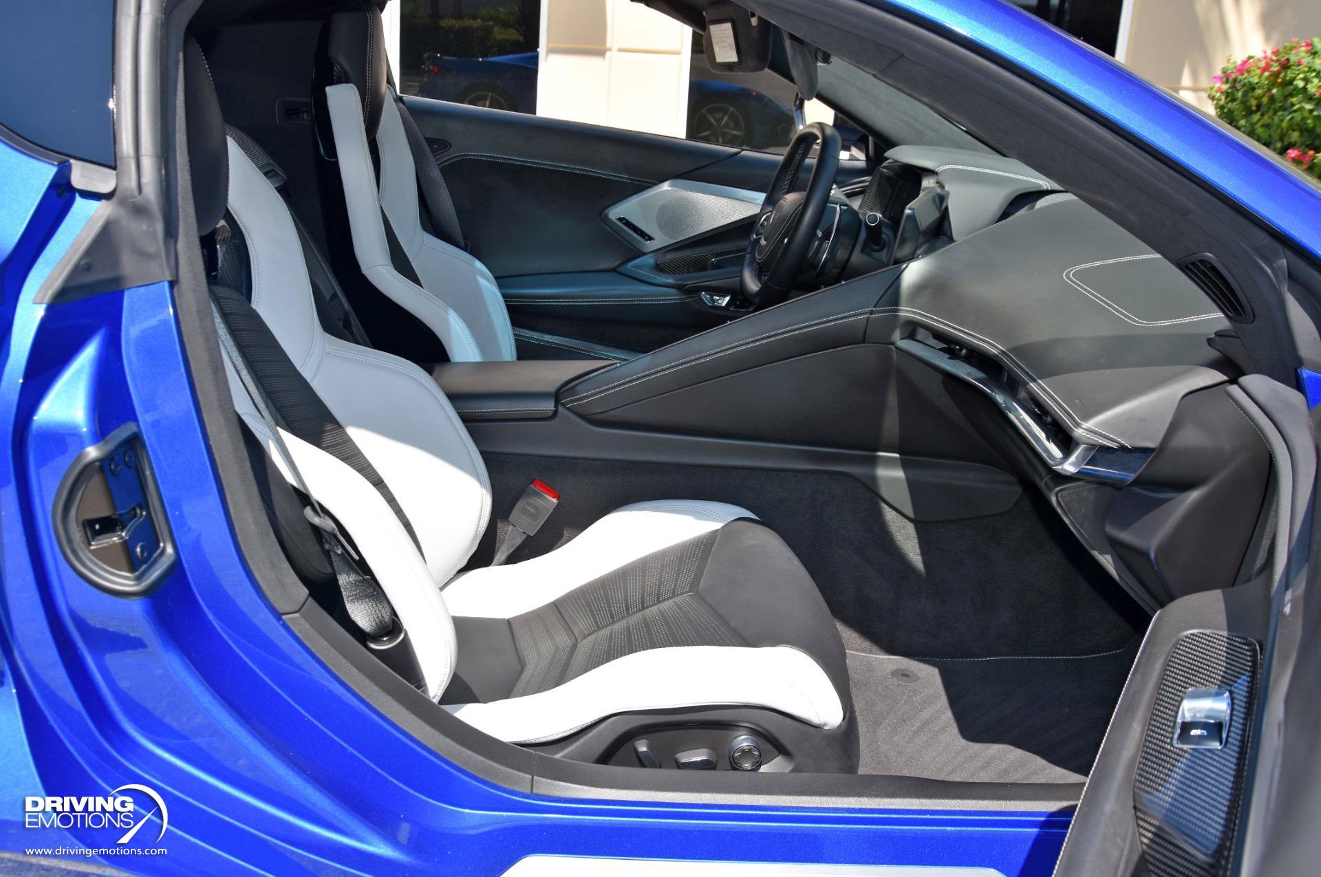 Used 2020 Chevrolet Corvette Stingray Premium Cpe w/ 3LT Preferred Equipment Group RWD image 18