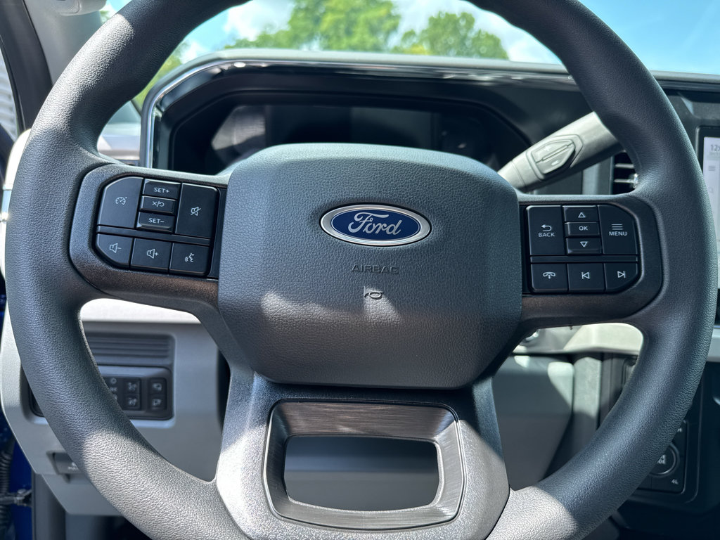 New 2026 Ford F250 XLT w/ XLT Premium Package AWD/4WD image 21