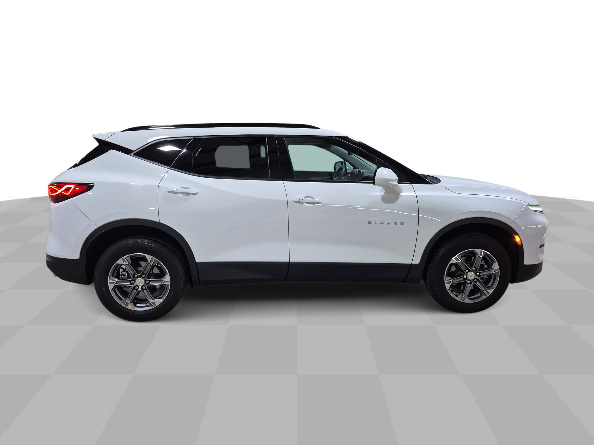 Certified 2024 Chevrolet Blazer LT w/ Convenience Package image 10