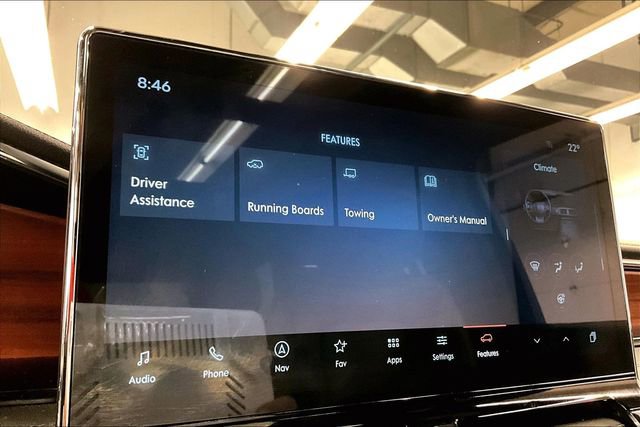 Used 2024 Lincoln Navigator Reserve w/ Monochromatic Package image 38