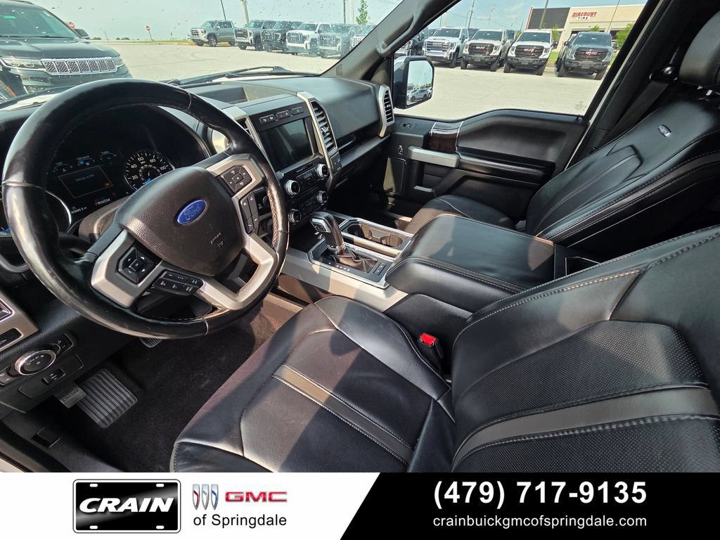 Used 2017 Ford F150 Platinum w/ Equipment Group 701A Luxury AWD/4WD image 9