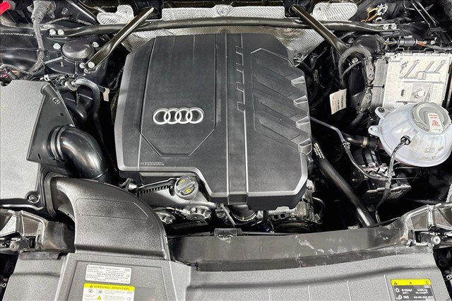 Used 2023 Audi Q5 2.0T Premium w/ Convenience Package AWD/4WD image 29