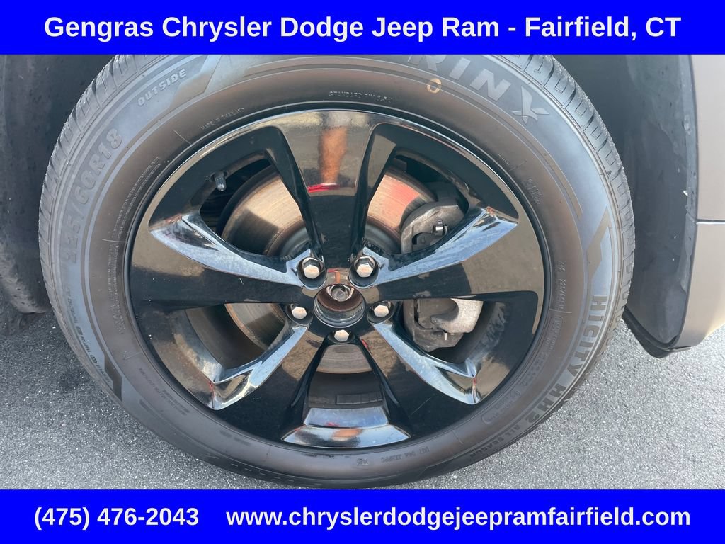 Used 2017 Jeep Cherokee High Altitude AWD/4WD image 9