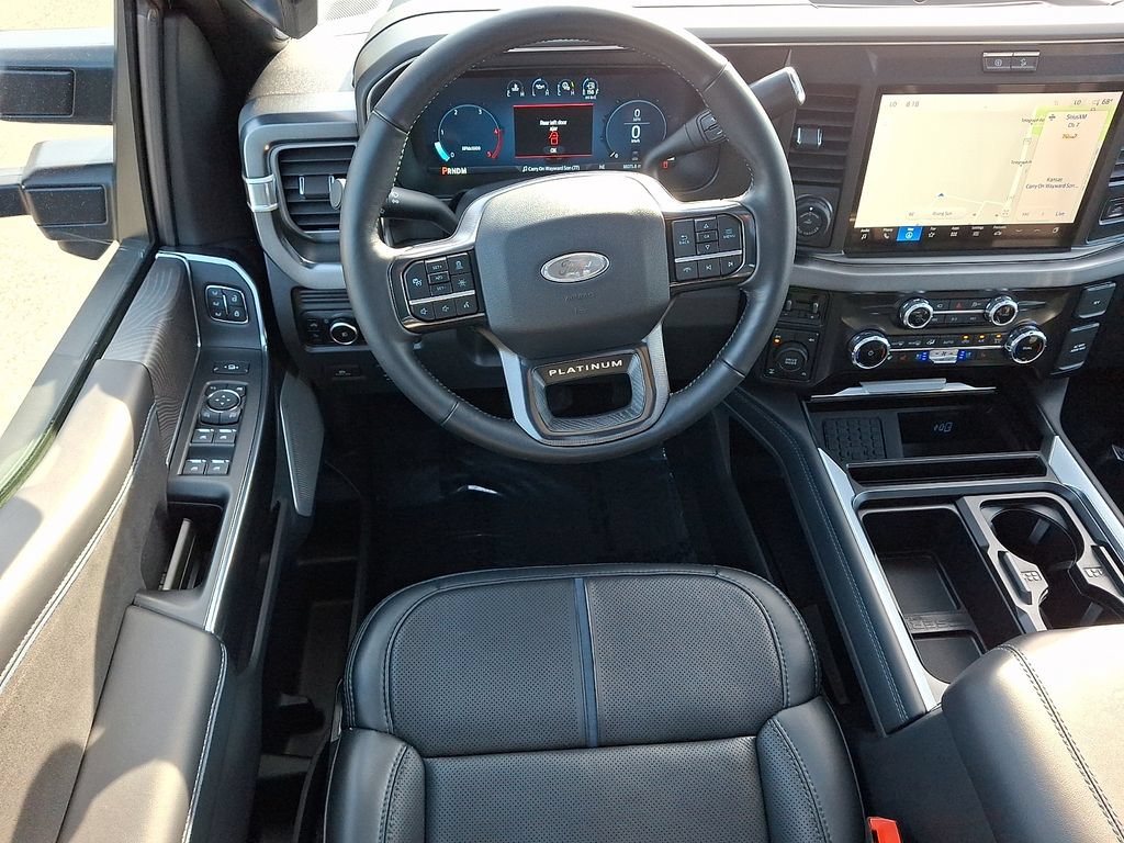 Used 2025 Ford F250 Platinum w/ FX4 Off-Road Package AWD/4WD image 11