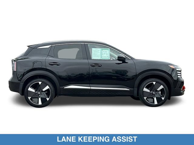 Used 2025 Nissan Kicks SR AWD/4WD image 4