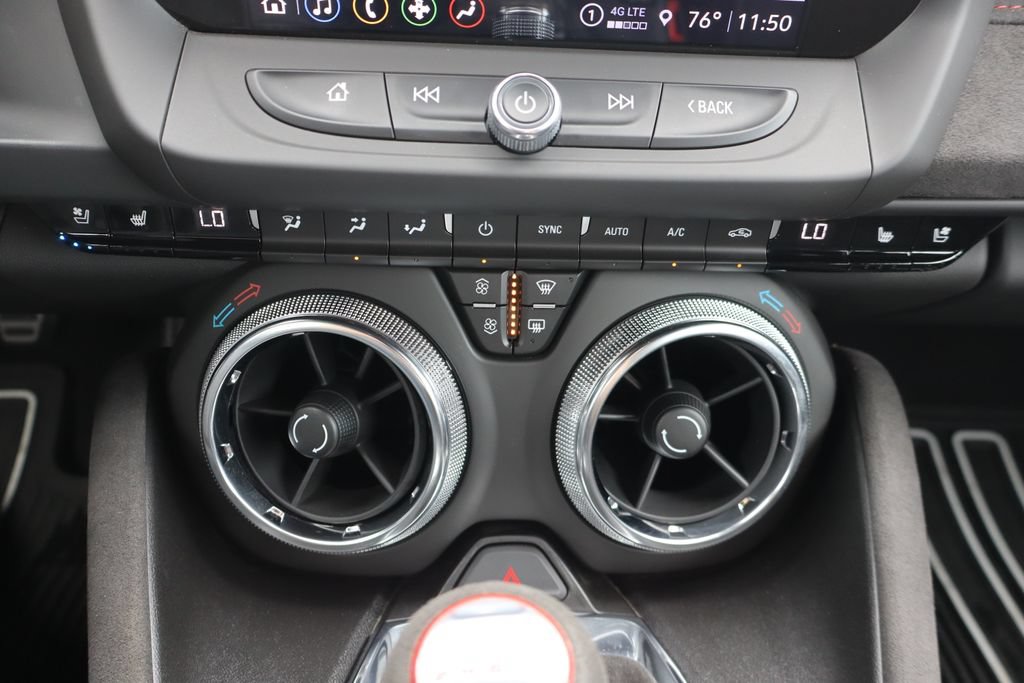 Used 2022 Chevrolet Camaro ZL1 RWD image 13