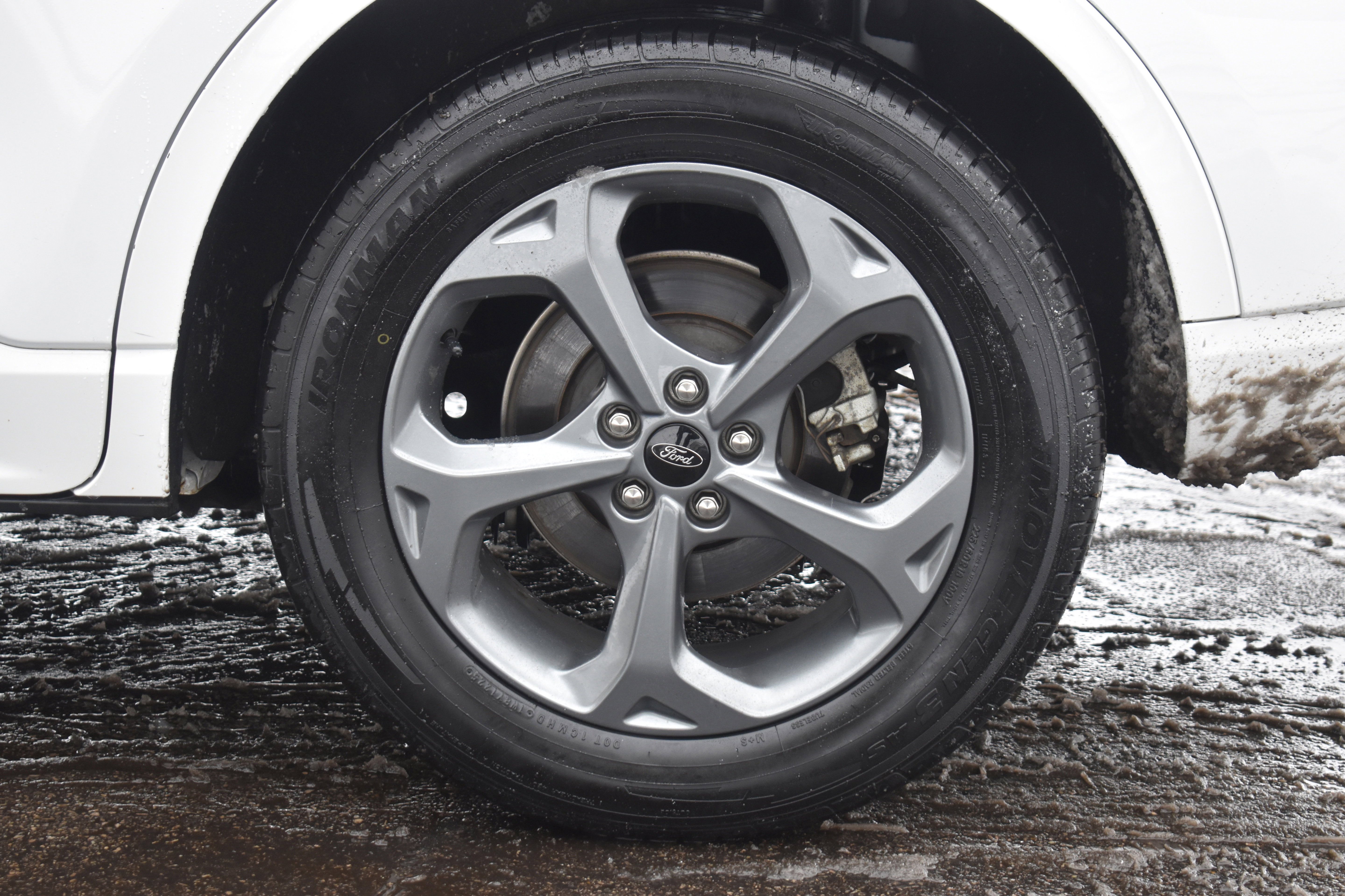 Used 2023 Ford Escape ST-Line image 35