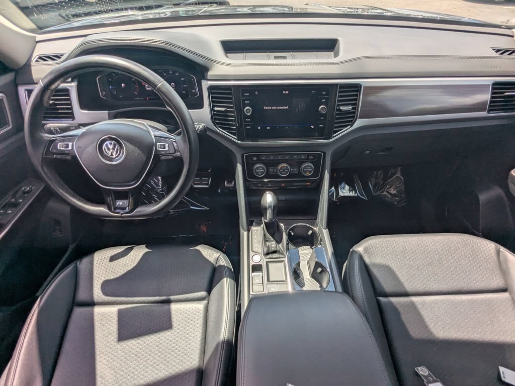 Used 2019 Volkswagen Atlas SEL R-Line FWD image 3
