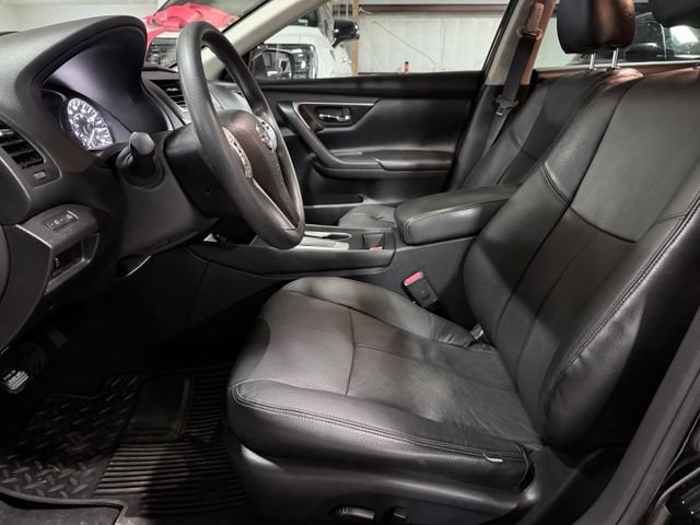 Used 2016 Nissan Altima 2.5 S w/ Power Driver Seat Package FWD image 10