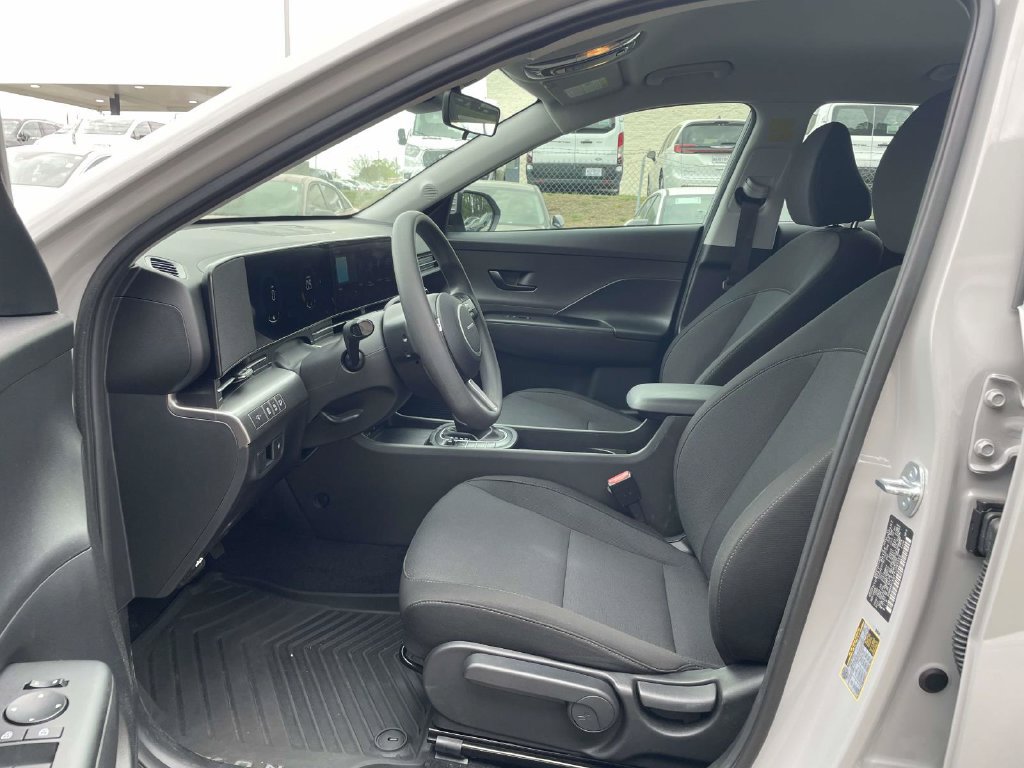 New 2026 Hyundai Kona SE AWD/4WD image 17