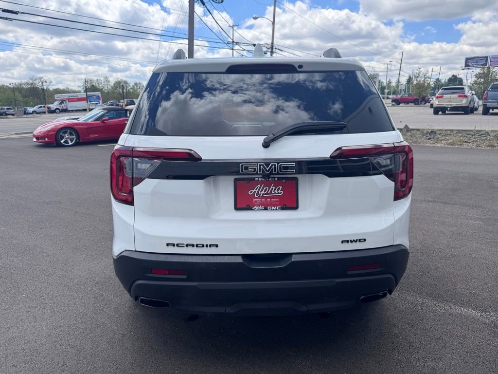 Used 2023 GMC Acadia SLT w/ Elevation Edition AWD/4WD image 4