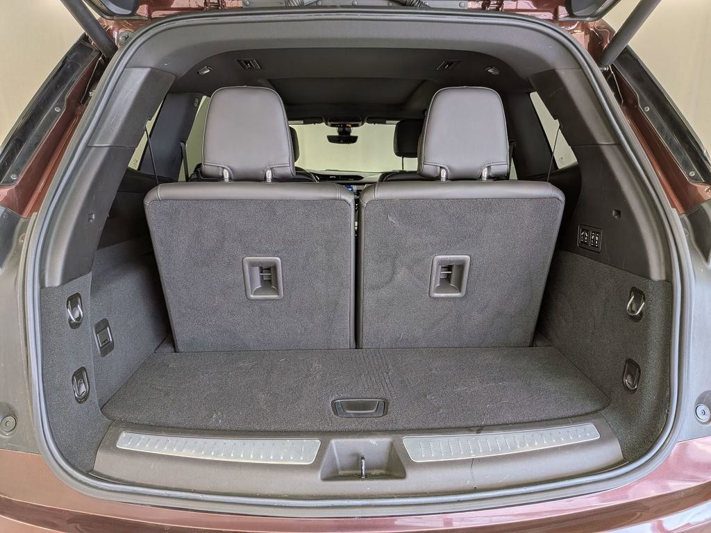 Used 2023 Cadillac XT6 Sport w/ Technology Package image 30