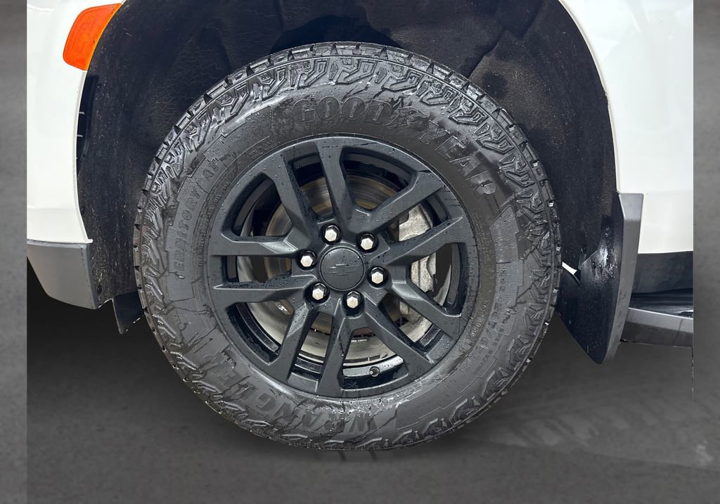 Used 2021 Chevrolet Tahoe LS w/ Driver Alert Package image 12