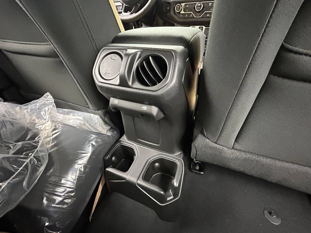 New 2026 Jeep Gladiator Willys AWD/4WD image 30