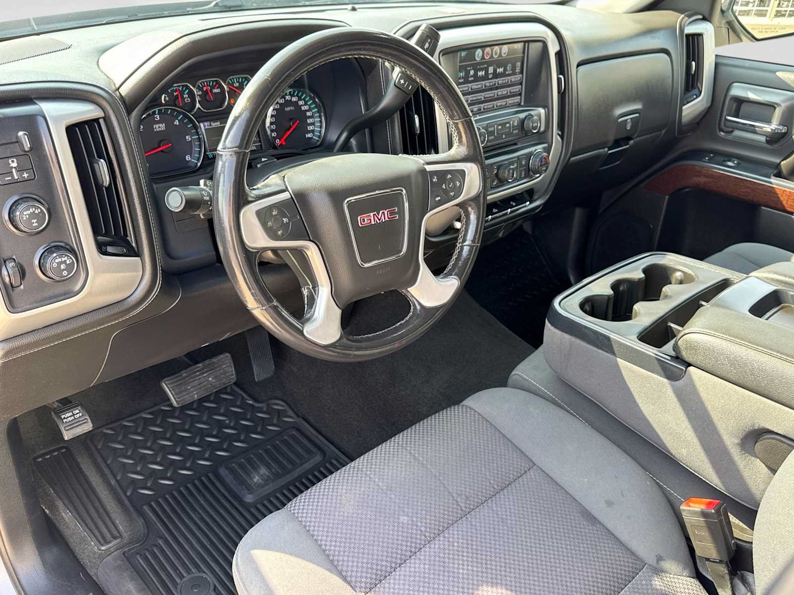 Used 2018 GMC Sierra 1500 SLE w/ SLE Value Package AWD/4WD video 2