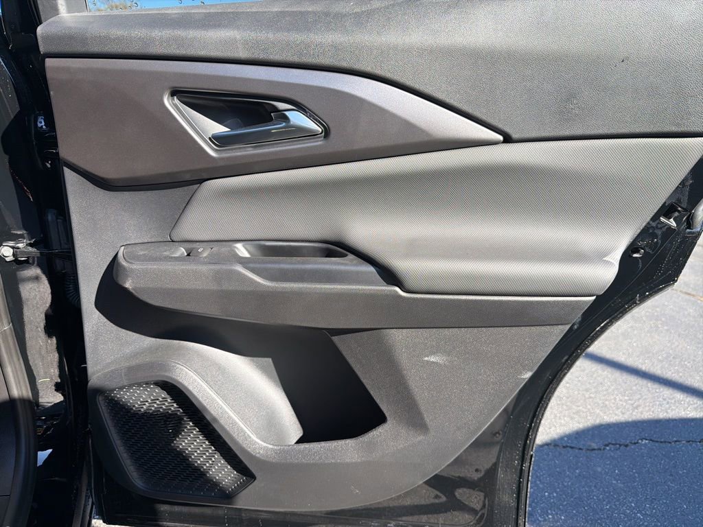 New 2026 Chevrolet Equinox EV LT image 36