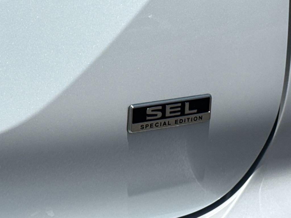 Used 2022 Mitsubishi Outlander SEL FWD image 10