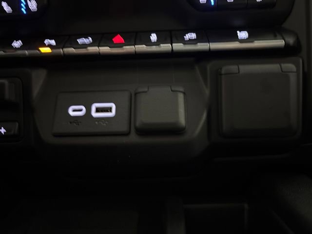 Used 2022 Chevrolet Silverado 3500 High Country w/ Snow Plow Prep/Camper Package image 68