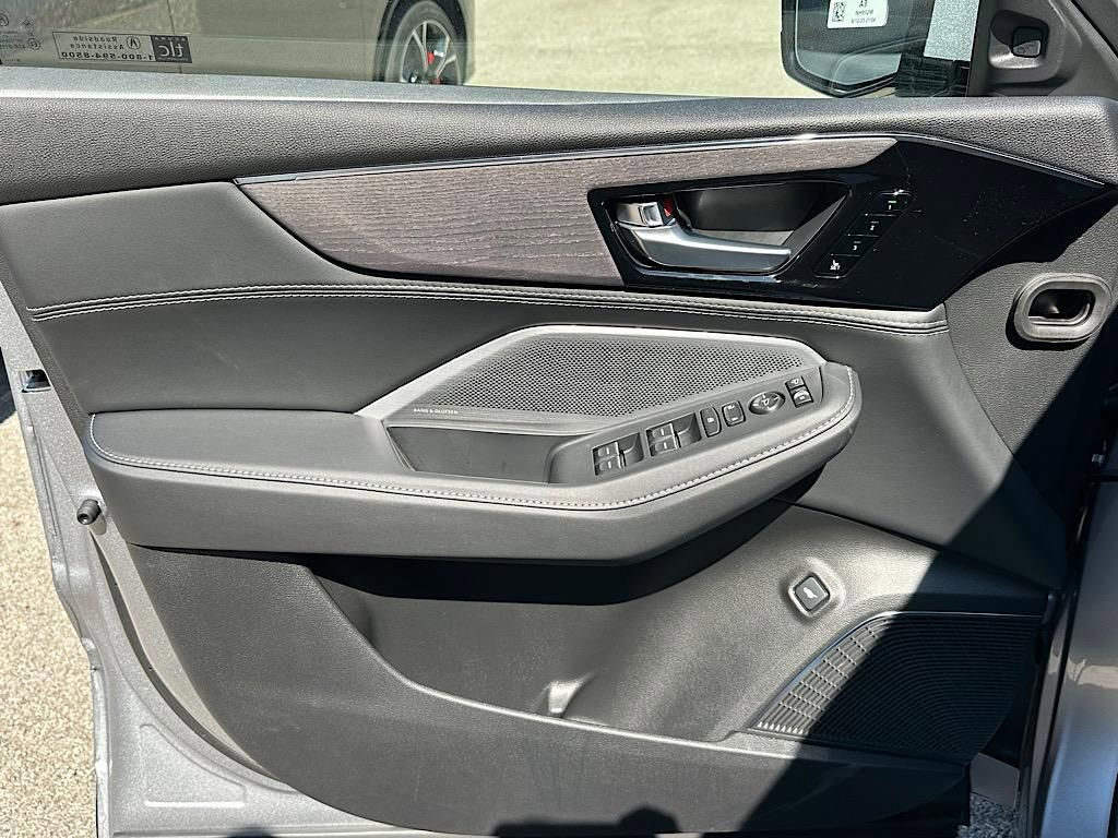 New 2026 Acura MDX w/ Advance Package image 10
