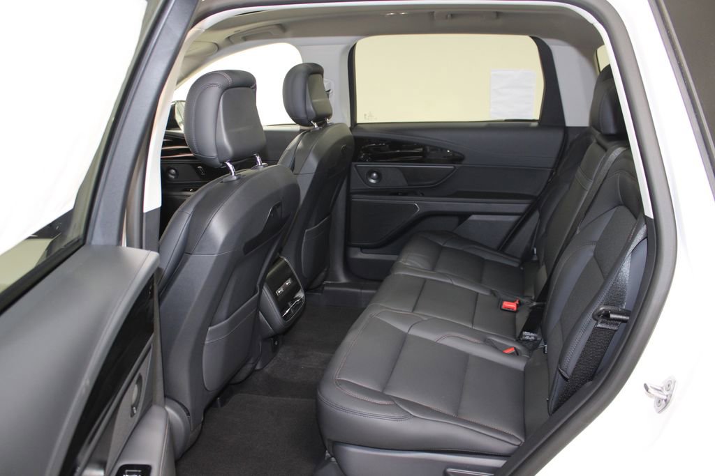 New 2026 Lincoln Nautilus Premier w/ Equipment Group 102A image 25