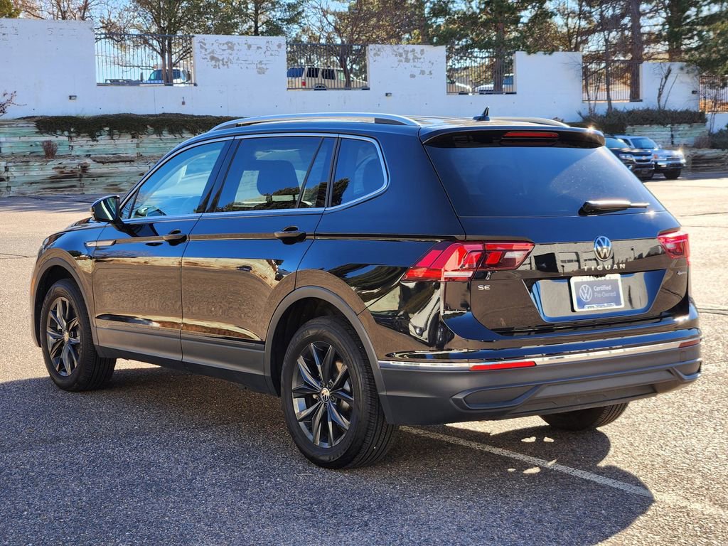 Certified 2024 Volkswagen Tiguan SE image 5