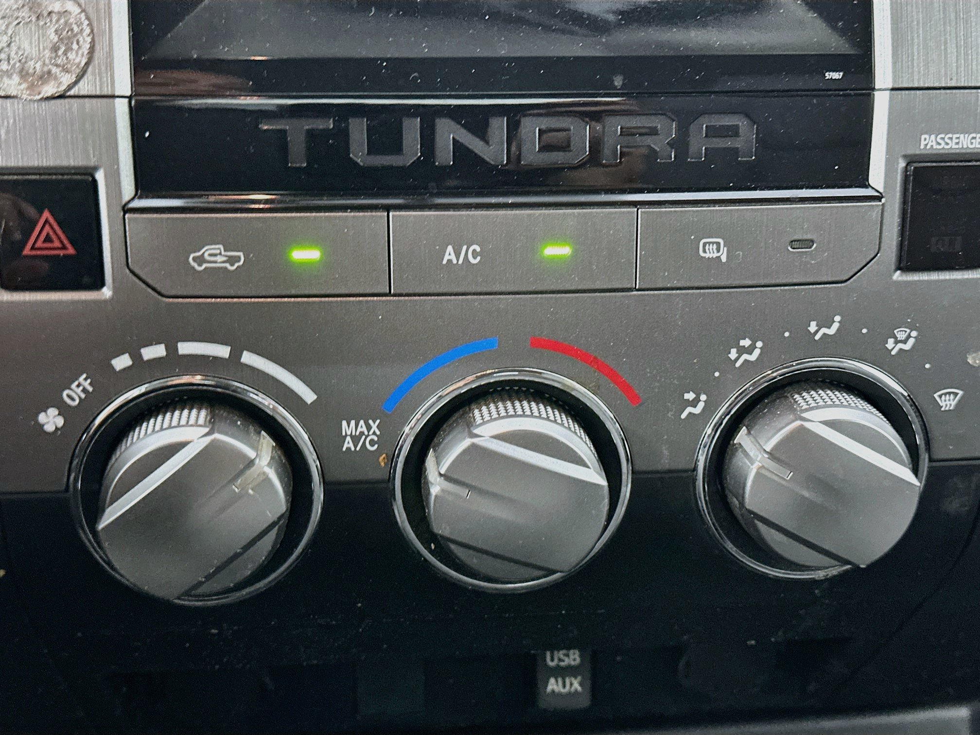 Used 2015 Toyota Tundra SR w/ Tow Package RWD image 22