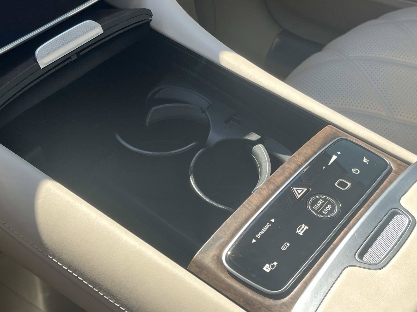 Certified 2024 Mercedes-Benz Maybach EQS 680 4MATIC image 36